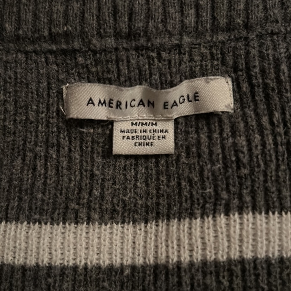 Women’s sweater size M - Picture 2 of 2